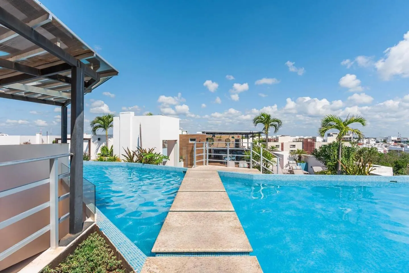 Central Beach Haven Sleeps 16 Playa del Carmen Mexico